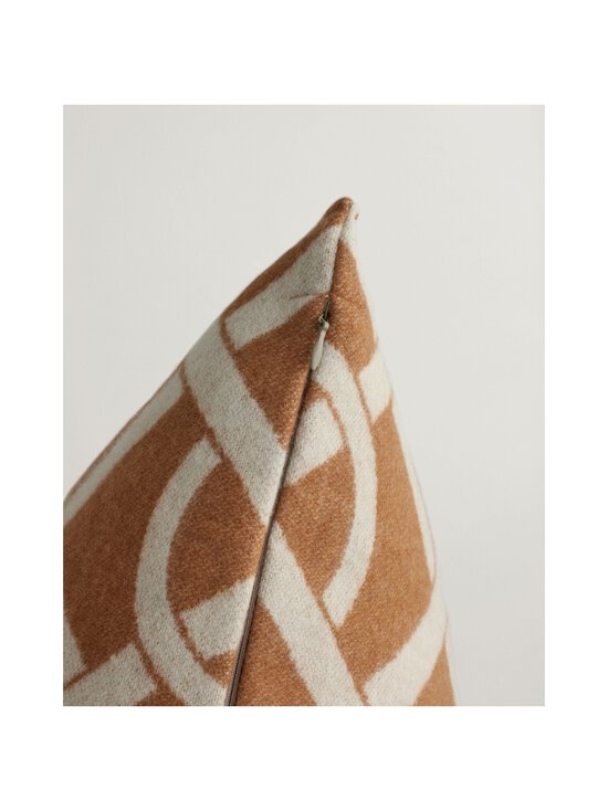 Gant Home - G-Pattern -tyynynpäällinen 50 x 50 cm - 207 BURNT SUGAR - photo 2 Gant Home - G-Pattern -tyynynpäällinen 50 x 50 cm - 207 BURNT SUGAR | Stockmann - photo 2