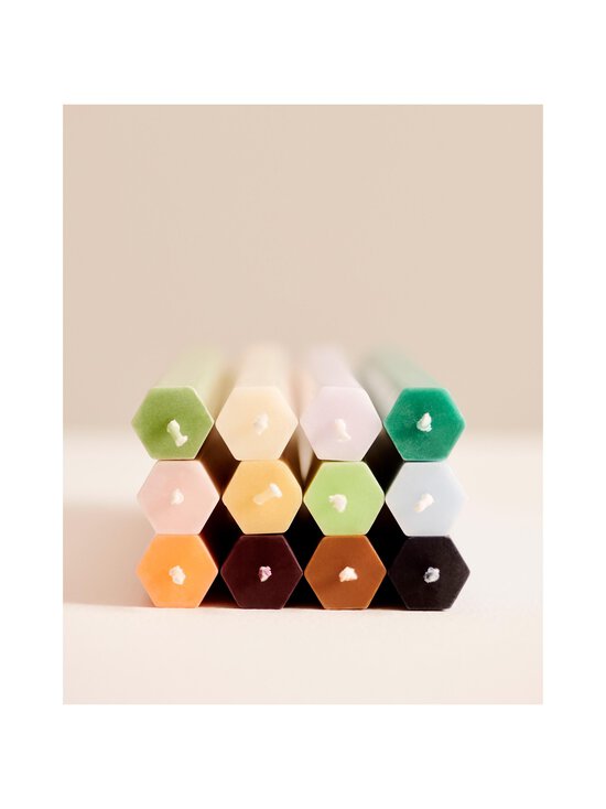 HAY - Hexagon Candle stearīna svece, 4 gab. - MULTI - photo 2 HAY - Hexagon Candle stearīna svece, 4 gab. - MULTI | Stockmann - photo 2