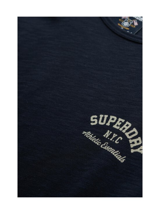 Superdry - Athletic Essentials Slub t-krekls - 98T ECLIPSE NAVY - photo 4 Superdry - Athletic Essentials Slub t-krekls - 98T ECLIPSE NAVY | Stockmann - photo 4