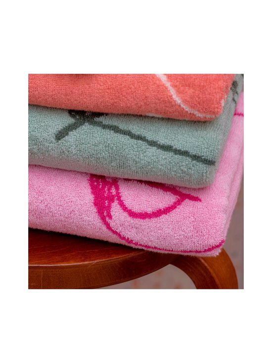 Moomin Arabia - Muumi vannas dvielis 70 x 140 cm - PINK | Stockmann - photo 2