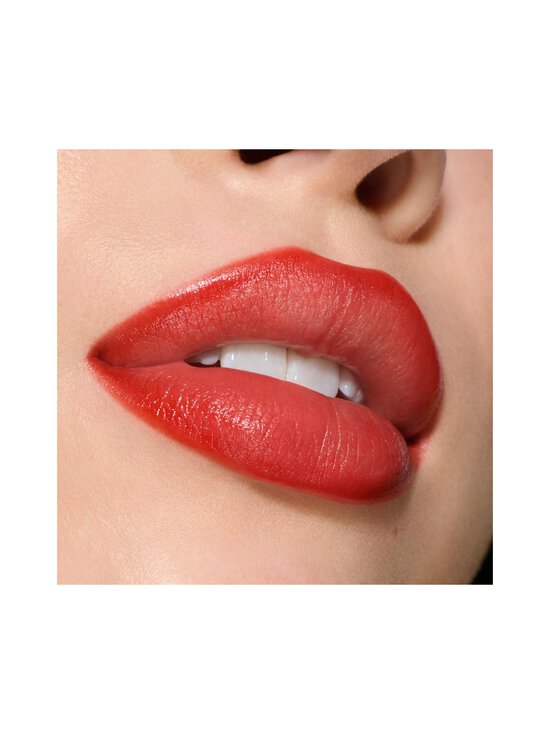 MAC - Lipglazer Glossy Lipliner lūpu kontūrzīmulis - LADY DANGER - photo 4 MAC - Lipglazer Glossy Lipliner lūpu kontūrzīmulis - LADY DANGER | Stockmann - photo 4