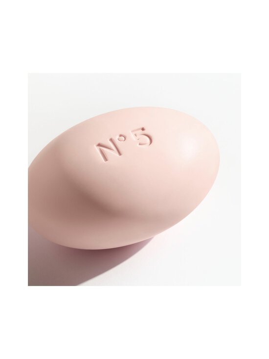 CHANEL - N°5 The Bath Soap - photo 2 CHANEL - N°5 The Bath Soap | Stockmann - photo 2