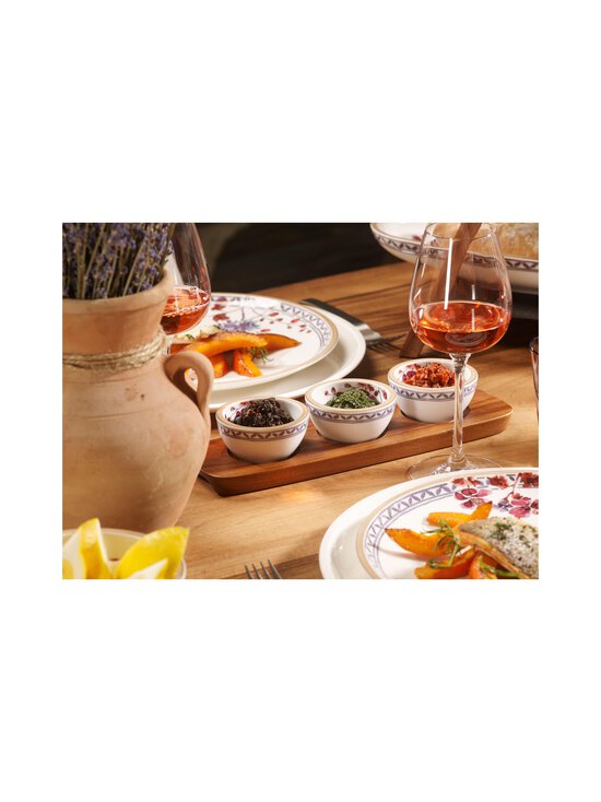 Villeroy & Boch - Artesano Provençal Lavender salātu šķīvis 22 cm - VALKOINEN/SININEN/PUNAINEN | Stockmann - photo 4