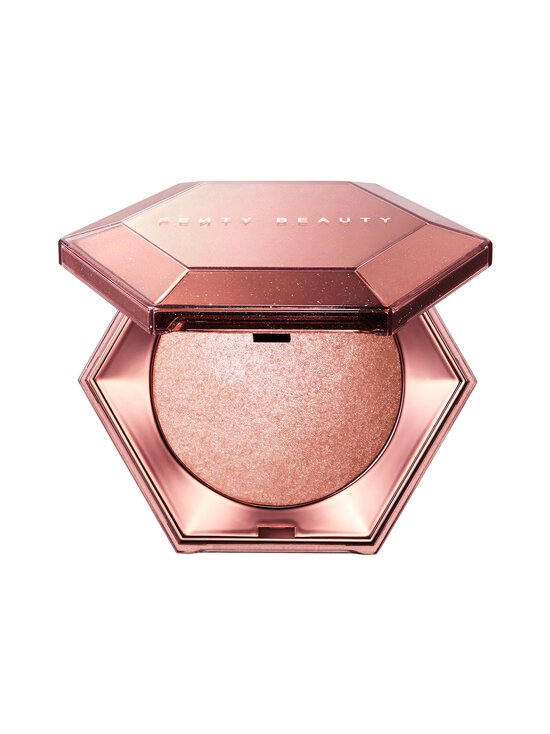 Fenty Beauty - Diamond Bomb All Over Diamond Veil -hohdepuuteri - ROSÉ RAVE - photo 1 Fenty Beauty - Diamond Bomb All Over Diamond Veil -hohdepuuteri - ROSÉ RAVE | Stockmann - photo 1