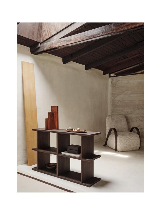 Ferm Living - Kona-hylly 122,5 x 30 x 32,2 cm - DARK STAINED - photo 3 Ferm Living - Kona-hylly 122,5 x 30 x 32,2 cm - DARK STAINED | Stockmann - photo 3