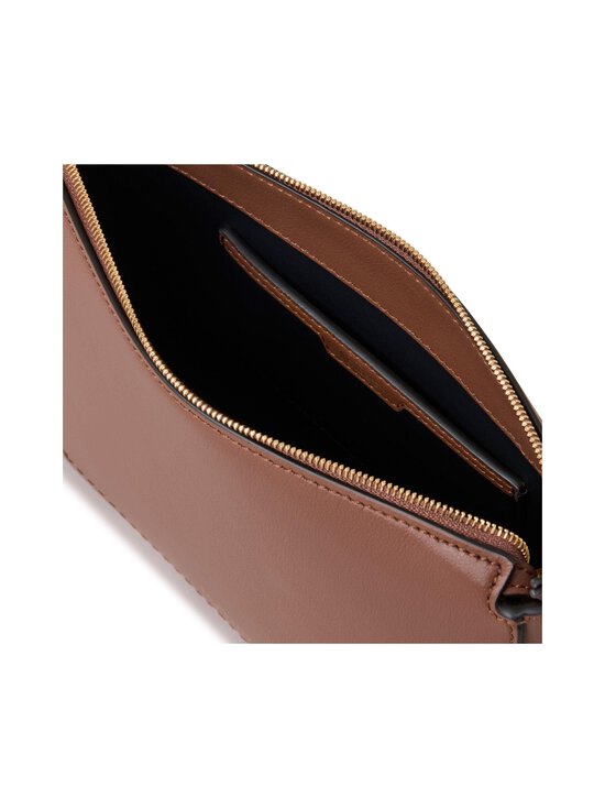 Mulberry - Clovelly Pouch Micro Classic Grain -nahkalaukku - G222 BRIGHT OAK - photo 4 Mulberry - Clovelly Pouch Micro Classic Grain -nahkalaukku - G222 BRIGHT OAK | Stockmann - photo 4