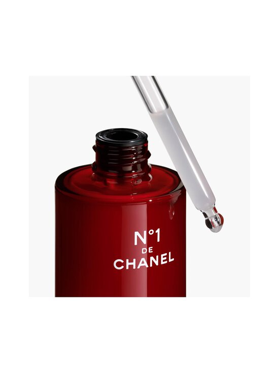 CHANEL - N°1 DE CHANEL REVITALIZING SERUM Smooths And Provides Radiance For Younger Looking Skin - NOCOL | Stockmann - photo 8