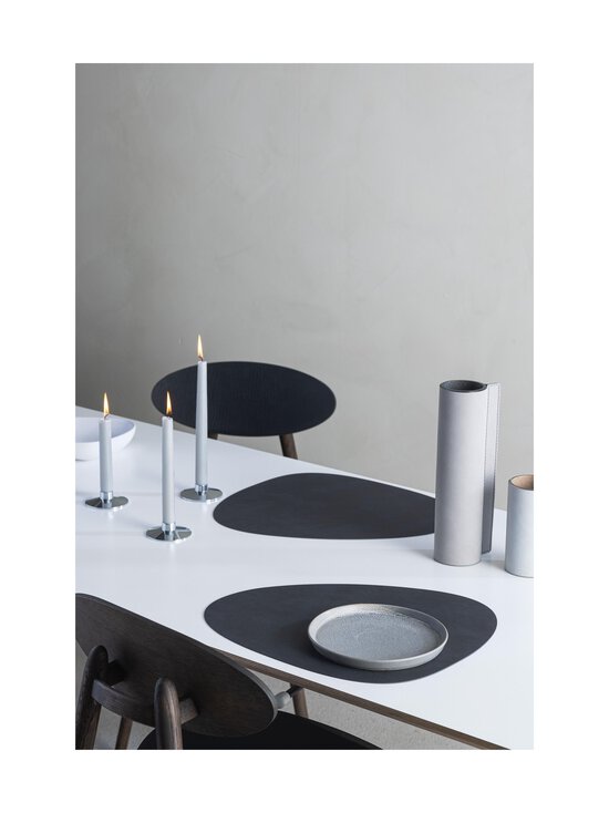 Lind DNA - Nupo Curve L galda paliktnis - BLACK - photo 8 Lind DNA - Nupo Curve L galda paliktnis - BLACK | Stockmann - photo 8