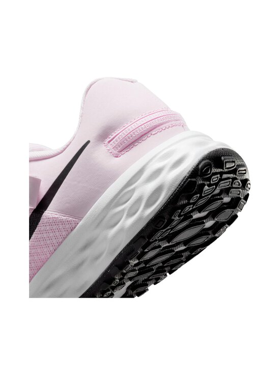 Nike - Revolution 6 FlyEase On/Off Road -sneakerit - 608 PINK FOAM /BLACK - photo 8 Nike - Revolution 6 FlyEase On/Off Road -sneakerit - 608 PINK FOAM /BLACK | Stockmann - photo 8