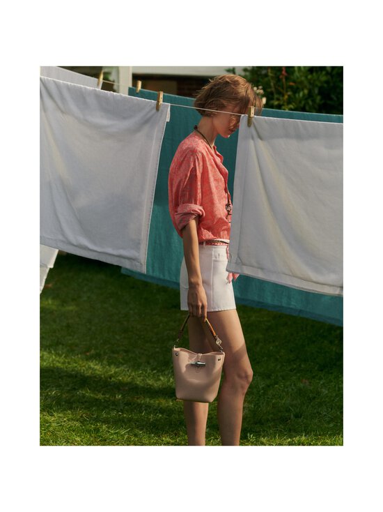 Longchamp - Le Roseau Crossbody -nahkalaukku - P90 BALLERINA - photo 4 Longchamp - Le Roseau Crossbody -nahkalaukku - P90 BALLERINA | Stockmann - photo 4