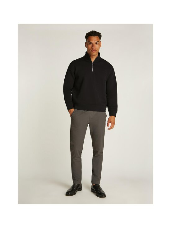 Calvin Klein Menswear - Spacer Embossed Logo džemperis - BEH CK BLACK - photo 5 Calvin Klein Menswear - Spacer Embossed Logo džemperis - BEH CK BLACK | Stockmann - photo 5