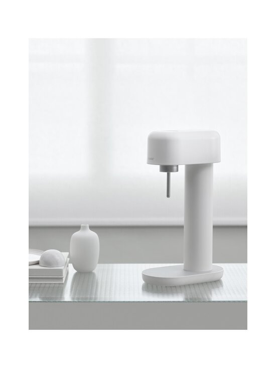 Mysoda - Ruby 2 -hiilihapotuslaite 14 x 24 x 41 cm - WHITE SILVER - photo 3 Mysoda - Ruby 2 -hiilihapotuslaite 14 x 24 x 41 cm - WHITE SILVER | Stockmann - photo 3