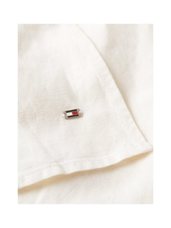 Tommy Hilfiger Curve - Textured Linen -kietaisupusero - Z00 IVORY PETAL - photo 7 Tommy Hilfiger Curve - Textured Linen -kietaisupusero - Z00 IVORY PETAL | Stockmann - photo 7
