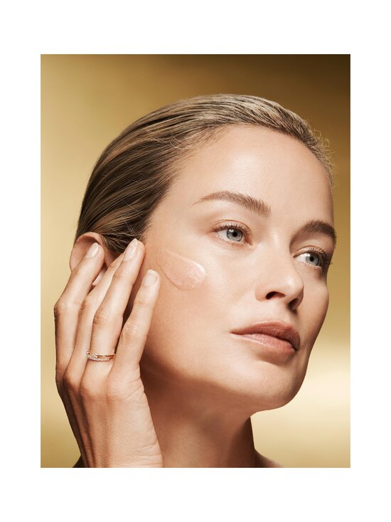 Estée Lauder - Re-Nutriv Ultimate Diamond Transformative Brilliance -seerumi - NOCOL - photo 7 Estée Lauder - Re-Nutriv Ultimate Diamond Transformative Brilliance -seerumi - NOCOL | Stockmann - photo 7