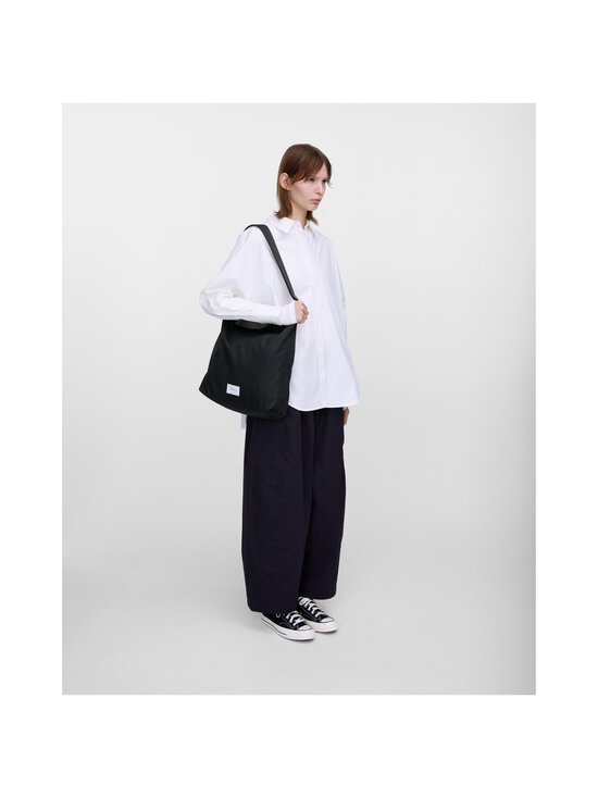 Sandqvist - Ground Shopper -laukku - BLACK - photo 5 Sandqvist - Ground Shopper -laukku - BLACK | Stockmann - photo 5