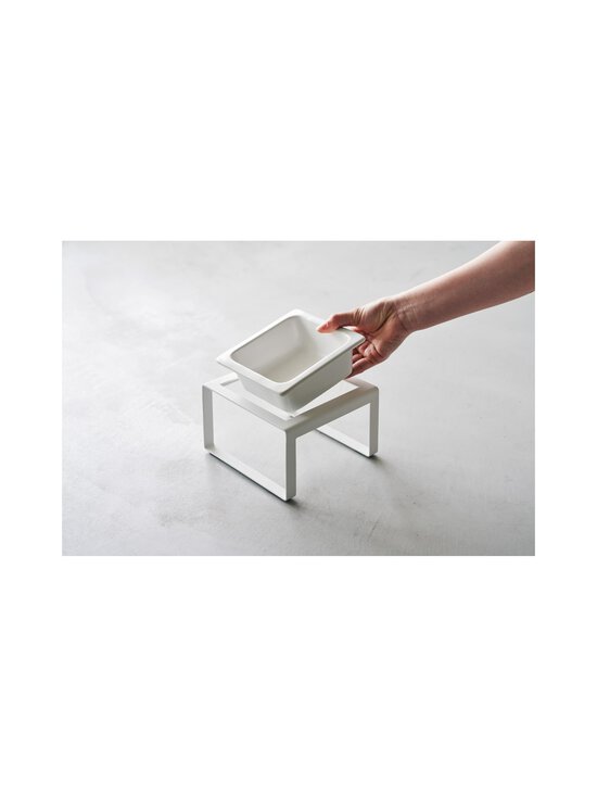 Yamazaki - Toidukauss lemmikloomale Tower Pet Food Bowl Stand - WHITE - photo 3 Yamazaki - Toidukauss lemmikloomale Tower Pet Food Bowl Stand - WHITE | Stockmann - photo 3
