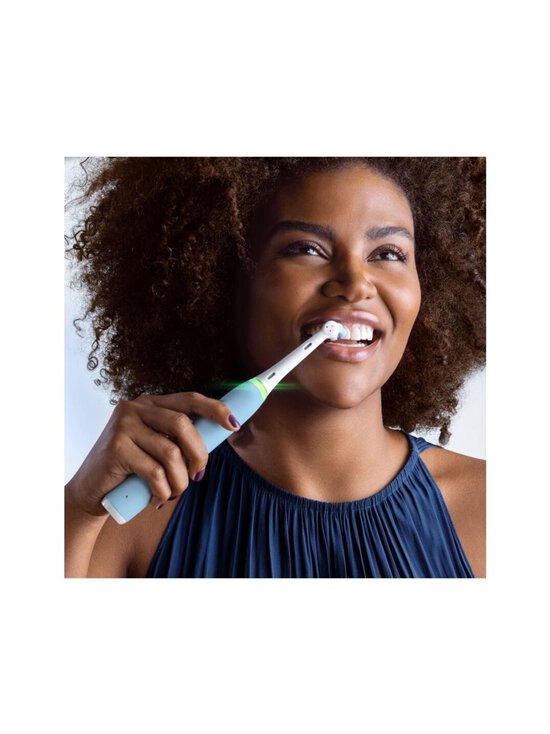 Oral-B - iO3 -sähköhammasharja - BLUE - photo 6 Oral-B - iO3 -sähköhammasharja - BLUE | Stockmann - photo 6