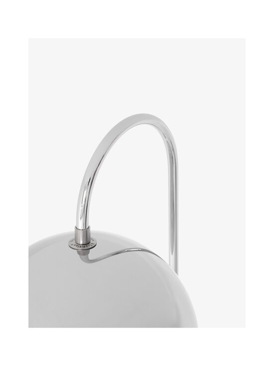 &Tradition - Flowerpot VP12 -lattiavalaisin - CHROME-PLATED - photo 3 &Tradition - Flowerpot VP12 -lattiavalaisin - CHROME-PLATED | Stockmann - photo 3