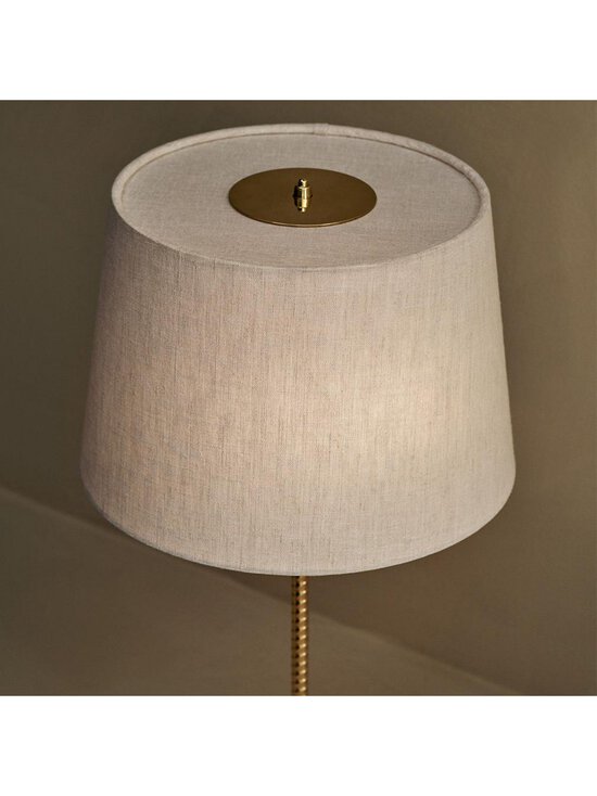 Gubi - Tynell 9205 -pöytävalaisin canvas / messinki - BEIGE | Stockmann - photo 4