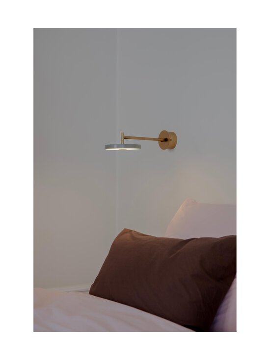 UMAGE - Asteria Wall -seinävalaisin - OLIVE - photo 5 UMAGE - Asteria Wall -seinävalaisin - OLIVE | Stockmann - photo 5