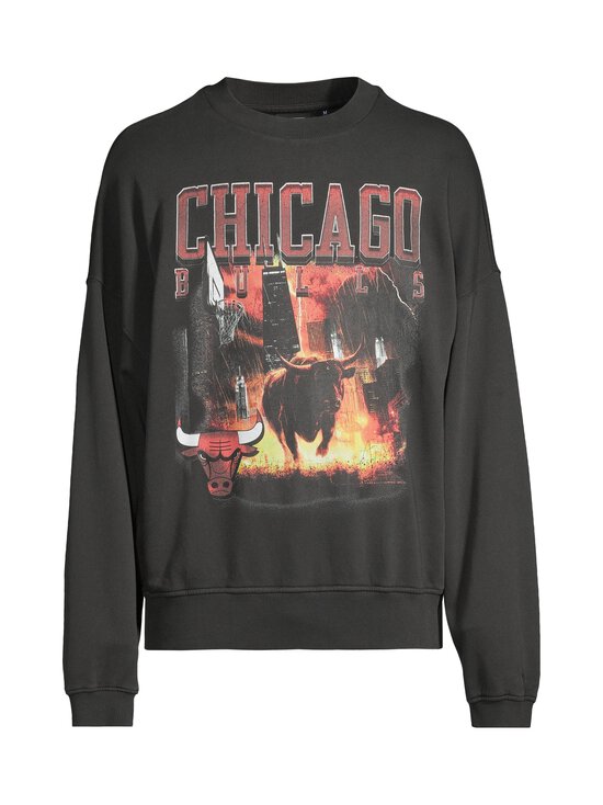 New Era - Pusa NBA Washed Graphic Crew - WHG CHICAGO BULLS | Stockmann - photo 1