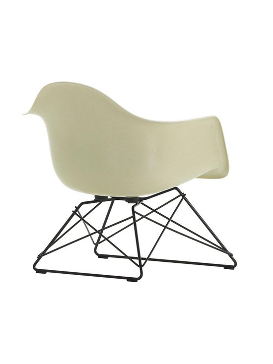 Vitra - Eames LAR Fiberglass -tuoli - LUONNONVALKOINEN | Stockmann - photo 3