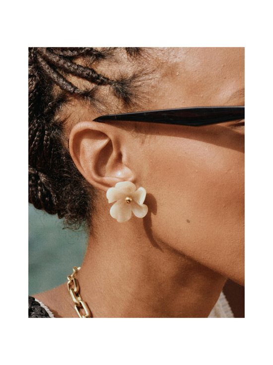 Edblad - Wildflower- kullatut nappikorvakorut - GOLD | Stockmann - photo 2