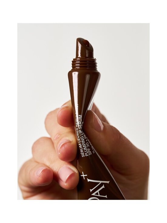 Day+ - Huuleläige Skincare Make-up Plumping Lip Serum SPF30 - 02 LIGHT BROWN | Stockmann - photo 3