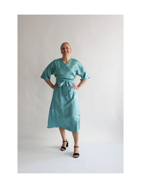 Lili Marleena - Paljettikoristeltu midi-kietaisumekko - TURQUOISE | Stockmann - photo 2
