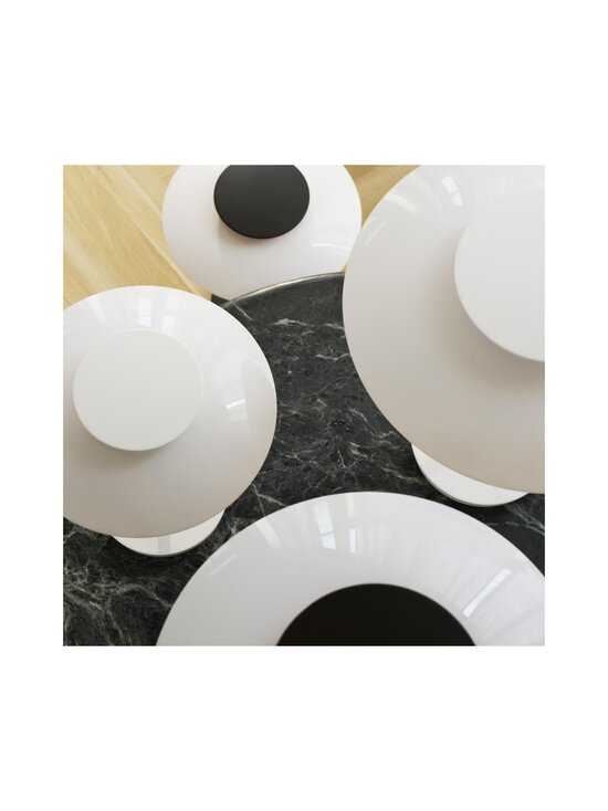 Louis Poulsen - PH 80 Table -pöytävalaisin - OPAL WHITE/HIGH LUSTRE CHROME PLATED. CHROME;RED;WHITE | Stockmann - photo 5