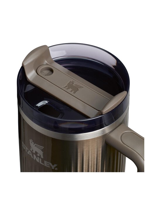 Stanley - Termoskruus The Quencher H2.0 Fluted FlowState™ Tumbler 1,18 l - GUNMETAL SHINE - photo 3 Stanley - Termoskruus The Quencher H2.0 Fluted FlowState™ Tumbler 1,18 l - GUNMETAL SHINE | Stockmann - photo 3