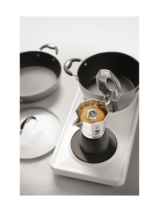 Bialetti - 4-cup Brikka Espresso pot - BLACK - photo 2 Bialetti - 4-cup Brikka Espresso pot - BLACK | Stockmann - photo 2