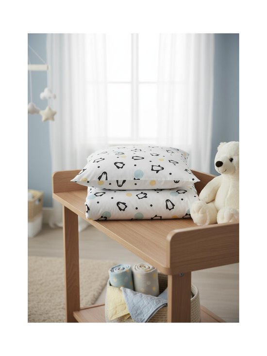 Pentik - Penguin gultas veļas komplekts 120 x 160 + 40 x 60 cm - BLACK | Stockmann - photo 2