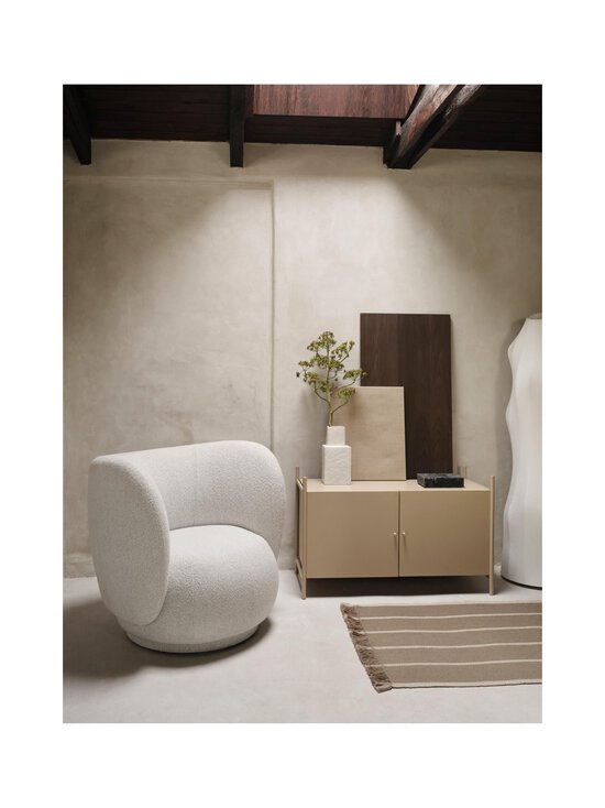Ferm Living - Punctual-kaappi 41,6 x 91,5 x 40,2 cm - CASHMERE - photo 4 Ferm Living - Punctual-kaappi 41,6 x 91,5 x 40,2 cm - CASHMERE | Stockmann - photo 4