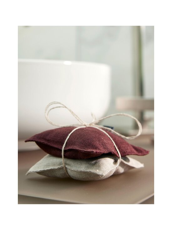 Himla - Lavendula-tuoksutyyny 2-pack - BURGUNDY/OATMEAL | Stockmann - photo 2