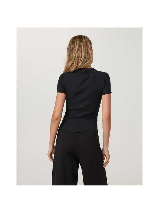 Vuori - Pose Fitted Long t-paita - BLK BLACK | Stockmann - photo 3