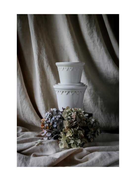 Bergs Potter - Københavner puķupods Ø 12 cm - MINERAL WHITE - photo 8 Bergs Potter - Københavner puķupods Ø 12 cm - MINERAL WHITE | Stockmann - photo 8