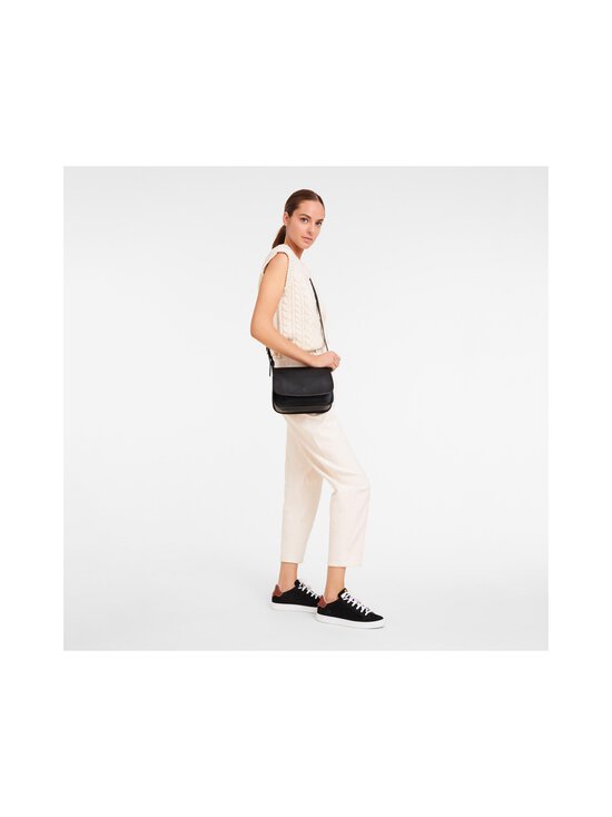 Longchamp - Le Foulonné Cross Body M -nahkalaukku - 001 BLACK - photo 4 Longchamp - Le Foulonné Cross Body M -nahkalaukku - 001 BLACK | Stockmann - photo 4