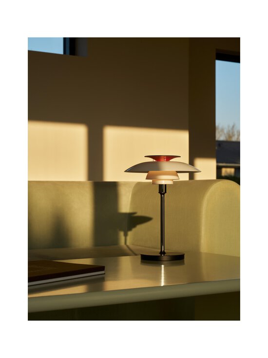 Louis Poulsen - PH 80 Portable Table- johdoton pöytävalaisin - OPAL WHITE/HIGH LUSTRE CHROME PLATED. CHROME;RED;WHITE | Stockmann - photo 4