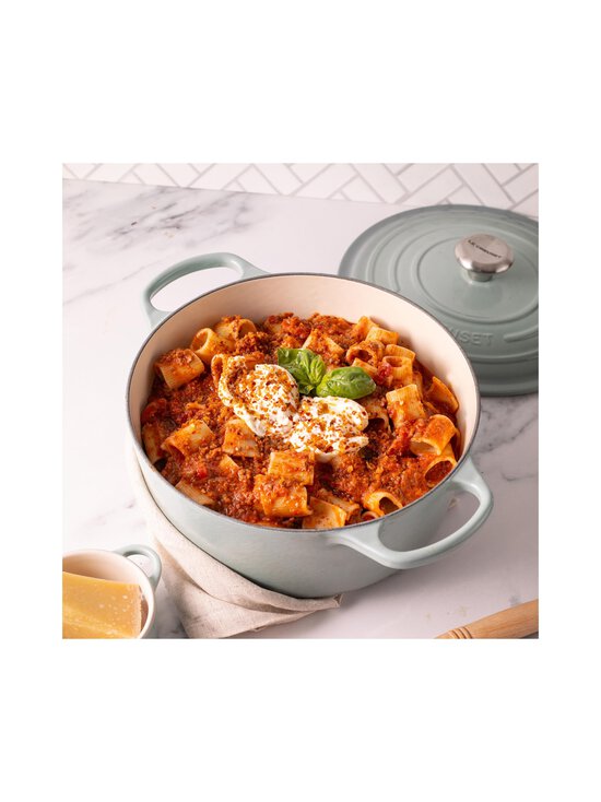 Le Creuset - Cast Iron Oval katls 4,2 l - SEA SALT - photo 5 Le Creuset - Cast Iron Oval katls 4,2 l - SEA SALT | Stockmann - photo 5