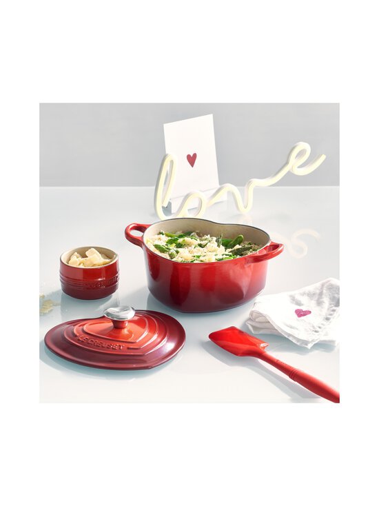 Le Creuset - Malmpott  Heart Cocotte,  1.9 l, 20 cm - CERISE | Stockmann - photo 5