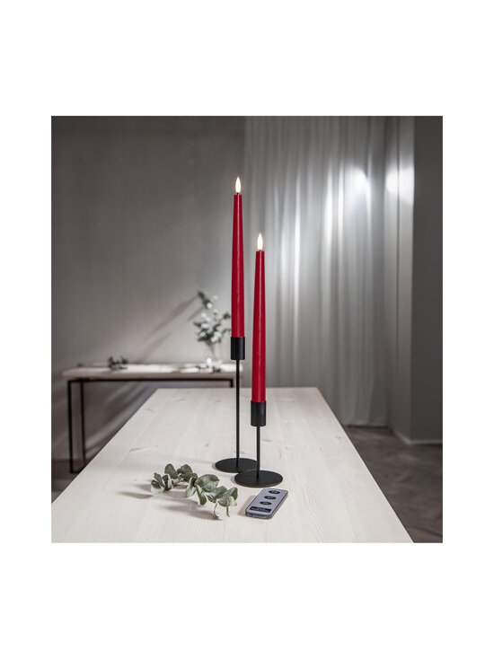 Star Trading - Flamme Slim LED -kynttilä + kaukosäädin 2,1 x 2,1 x 28,5 cm - PUNAINEN - photo 2 Star Trading - Flamme Slim LED -kynttilä + kaukosäädin 2,1 x 2,1 x 28,5 cm - PUNAINEN | Stockmann - photo 2