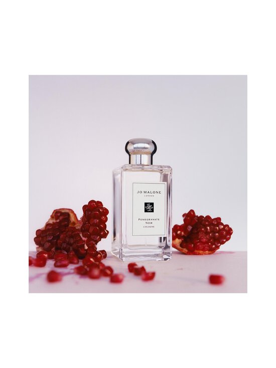 Jo Malone London - Pomegranate Noir Cologne -tuoksu 50 ml - NOCOL - photo 3 Jo Malone London - Pomegranate Noir Cologne -tuoksu 50 ml - NOCOL | Stockmann - photo 3