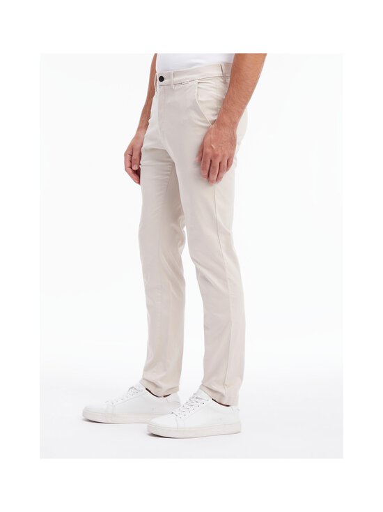 Calvin Klein Menswear - Püksid Satin Stretch - ACE STONY BEIGE - photo 5 Calvin Klein Menswear - Püksid Satin Stretch - ACE STONY BEIGE | Stockmann - photo 5