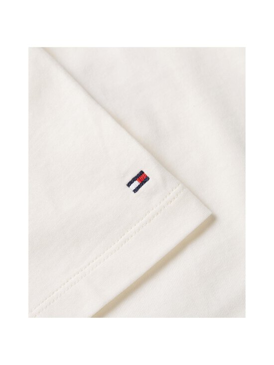 Tommy Hilfiger Curve - Script T-krekls - YA8 IVORY SILK - photo 3 Tommy Hilfiger Curve - Script T-krekls - YA8 IVORY SILK | Stockmann - photo 3