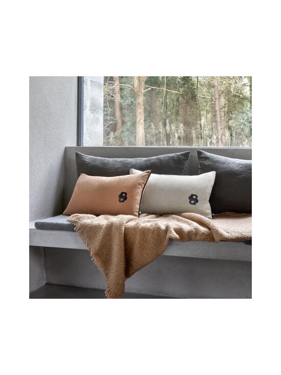 Hugo Boss - Double B -tyynynpäällinen, 33 x 57 cm - ROSEWOOD - photo 5 Hugo Boss - Double B -tyynynpäällinen, 33 x 57 cm - ROSEWOOD | Stockmann - photo 5