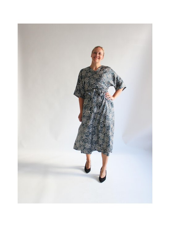 Lili Marleena - Silk Midi Wrap -silkkimekko - BLUE | Stockmann - photo 4