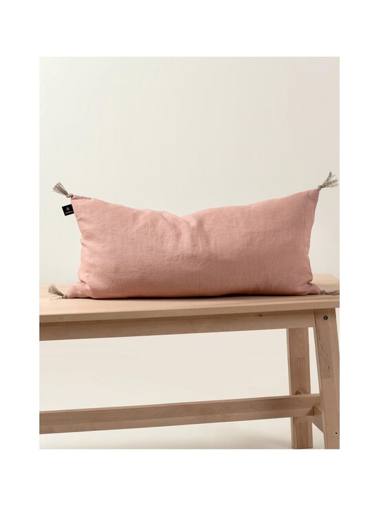 Himla - Sunshine-pellavatyynynpäällinen tasseleilla 30 x 60 cm - 27 NUDE - photo 3 Himla - Sunshine-pellavatyynynpäällinen tasseleilla 30 x 60 cm - 27 NUDE | Stockmann - photo 3