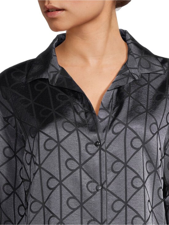 Calvin Klein Underwear - Pidžaamapluus Relaxed All Over Print - ZN1 19519 GIGA SATIN SHINE EMBLEM+BLACK | Stockmann - photo 4