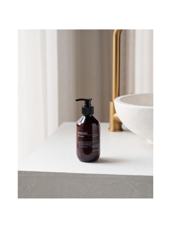 Meraki - Body Lotion Meadow Bliss -vartaloemulsio, 275 ml - NOCOL - photo 2 Meraki - Body Lotion Meadow Bliss -vartaloemulsio, 275 ml - NOCOL | Stockmann - photo 2
